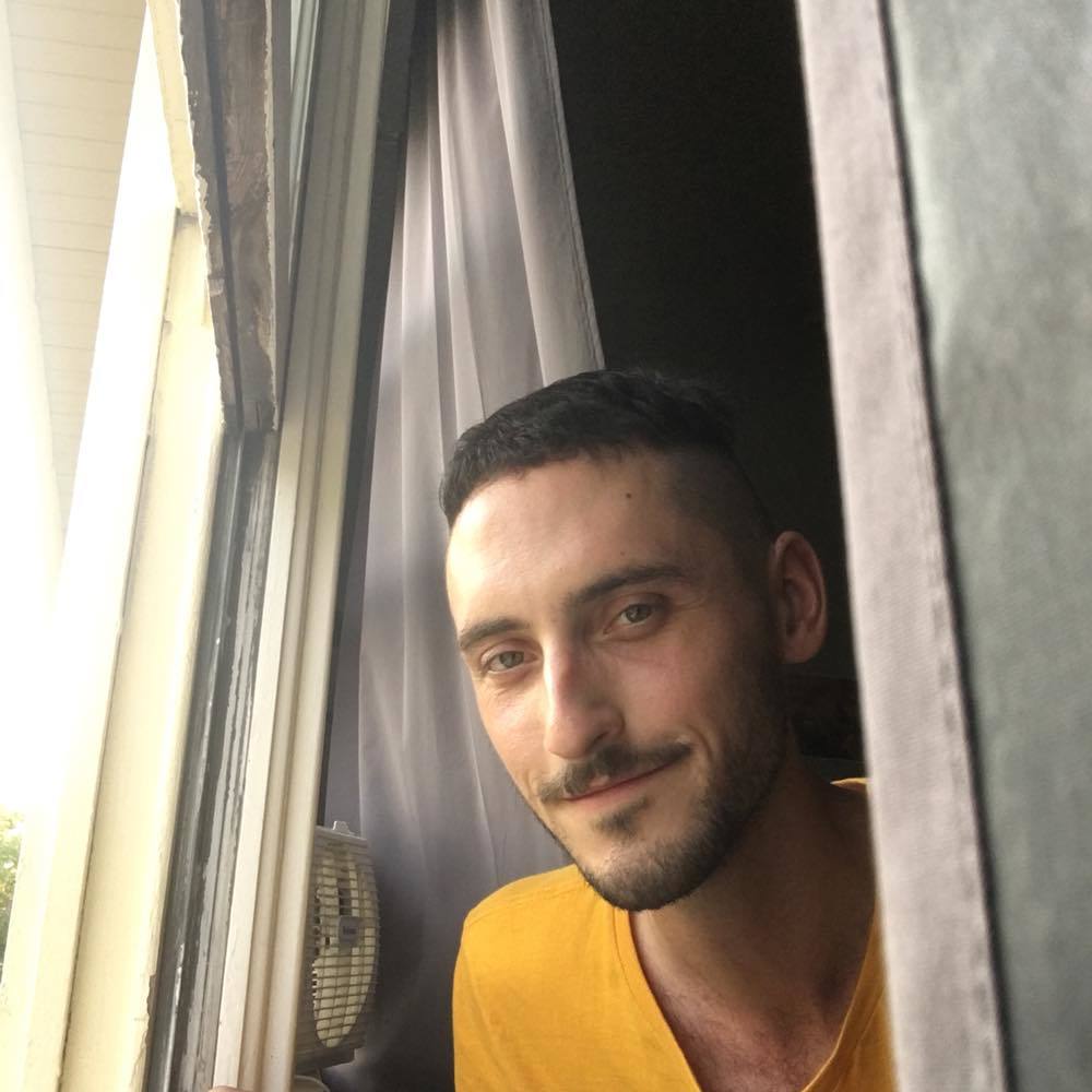 Meet your Posher, Jose